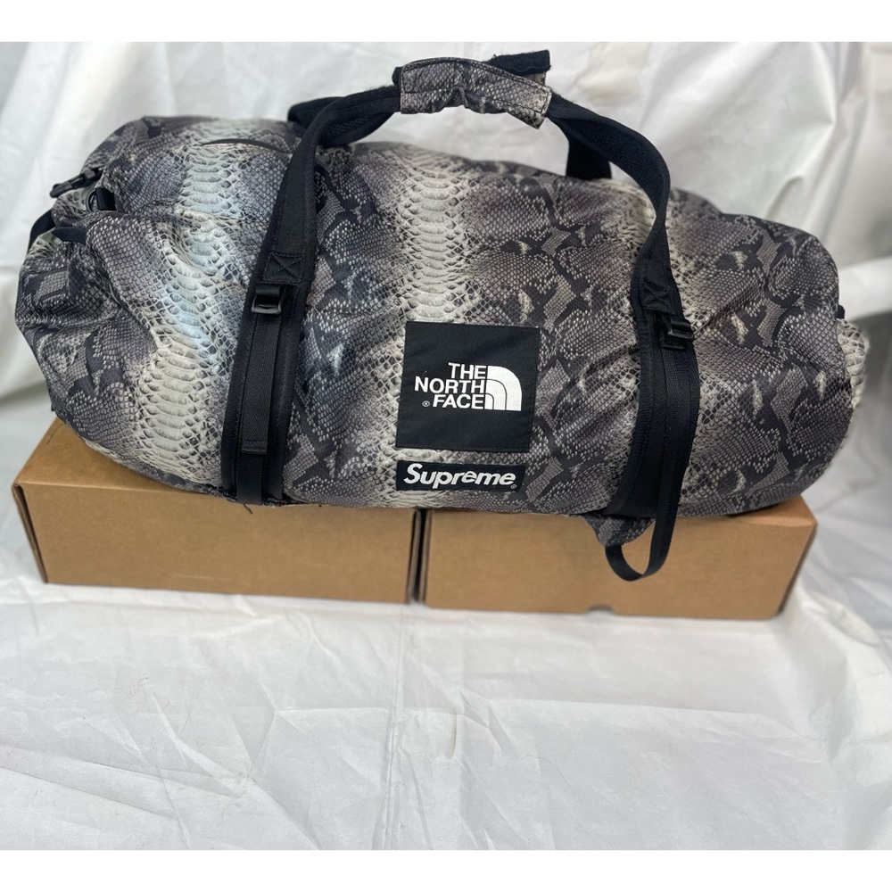 Supreme X The North Face Fly Snake Skin fly weight Duffle bag